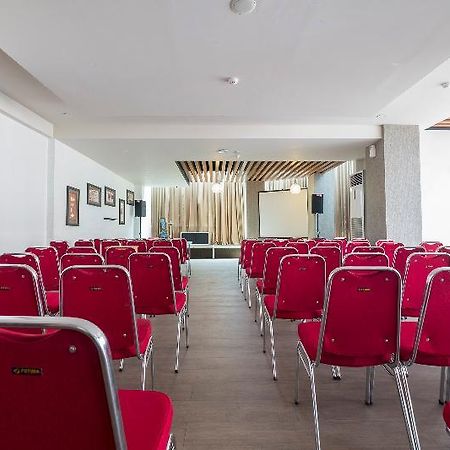 Collection O 1301 Hotel Grand Citra Makassar Exterior photo