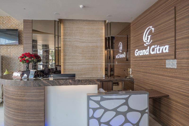 Collection O 1301 Hotel Grand Citra Makassar Exterior photo